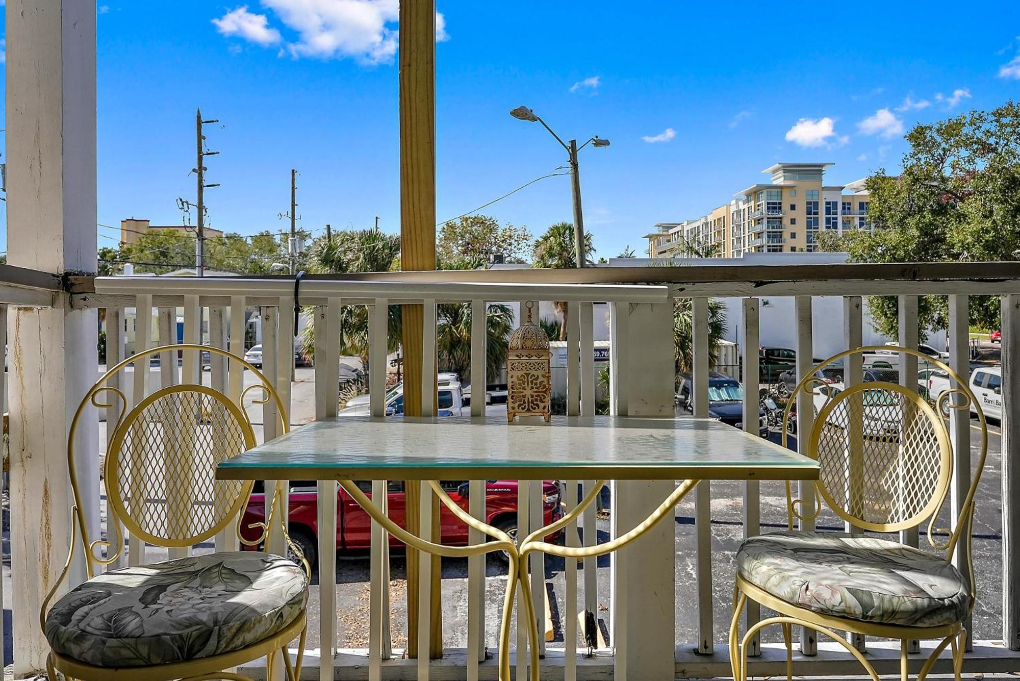 Retro Retreat In Dtsp - Explore The Downtown Area St. Petersburg Eksteriør bilde